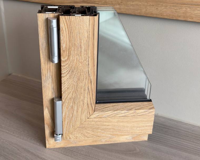 Serramento in PVC finitura Miele – SEPA Orzinuovi